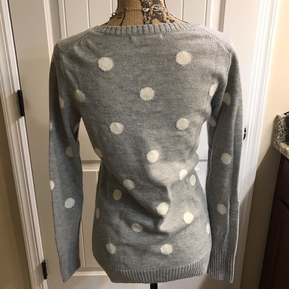 ⚪️GAP Polka Dot Sweater - Picture 7 of 9